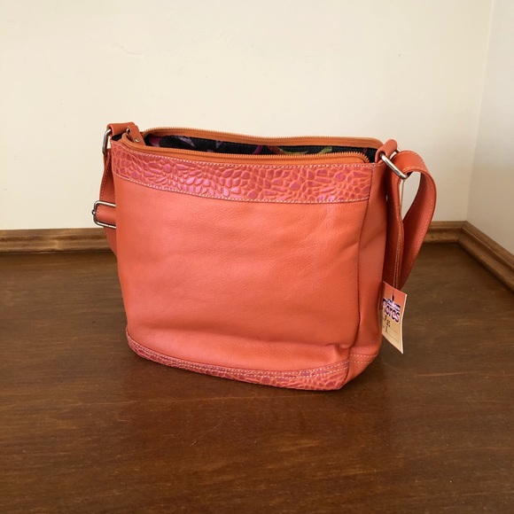 Shoulder Crossbody Leather Bag - Picture 2 of 3